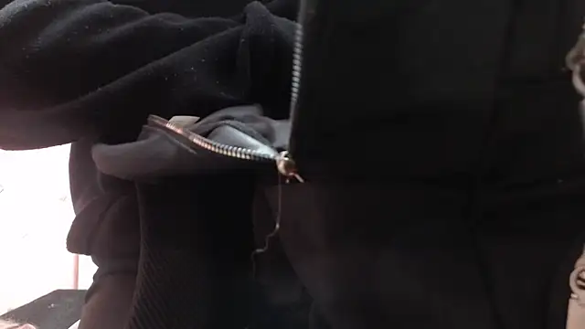 Snapshot of nadescomthxx chatting on October 31, 2025, 3:46 pm nadescomthxx online show from October 31, 2025, 3:46 pm