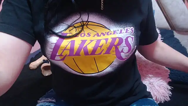 Snapshot of nadescomthxx chatting on November 3, 2025, 2:18 pm nadescomthxx online show from November 3, 2025, 2:18 pm