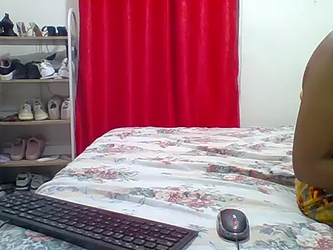 Snapshot of sexy__candyy chatting on March 13, 2026, 5:30 pm sexy candyy online show from March 13, 2026, 5:30 pm