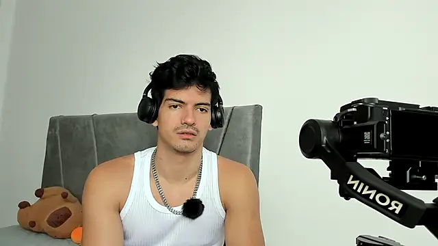 magnusifrit online show from October 28, 2025, 4:31 pm