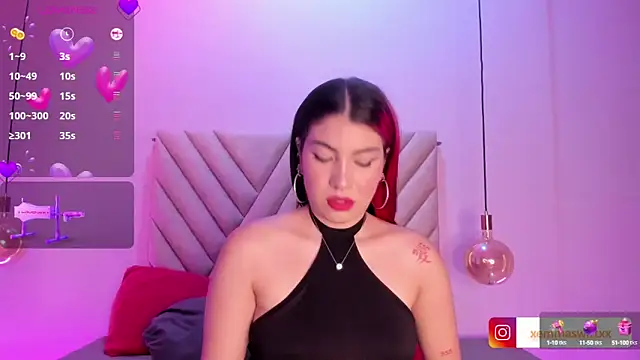 EmmaSwift  online show from December 28, 2024, 3:37 am