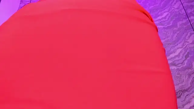 EmmaSwift  online show from January 5, 2025, 5:09 am