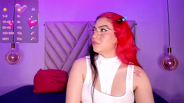 EmmaSwift  online show from October 11, 2025, 3:50 am