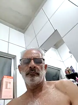 reijulio55 online show from March 10, 2025, 1:56 am