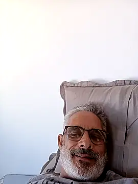 Snapshot of reijulio55 chatting on March 15, 2025, 10:24 am reijulio55 online show from March 15, 2025, 10:24 am