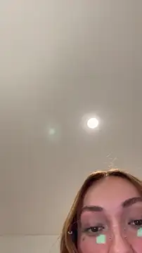 Snapshot of MichelleFerry_ chatting on October 28, 2025, 12:58 am MichelleFerry online show from October 28, 2025, 12:58 am