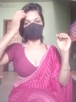 Snapshot of Shuttii_25 chatting on November 20, 2025, 5:51 am Shuttii 25 online show from November 20, 2025, 5:51 am