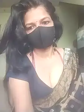 Snapshot of Shuttii_25 chatting on February 17, 2026, 4:20 am Shuttii 25 online show from February 17, 2026, 4:20 am