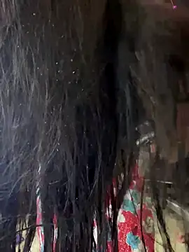 Snapshot of PARI_Hun chatting on December 4, 2024, 8:01 am PARI Hun online show from December 4, 2024, 8:01 am