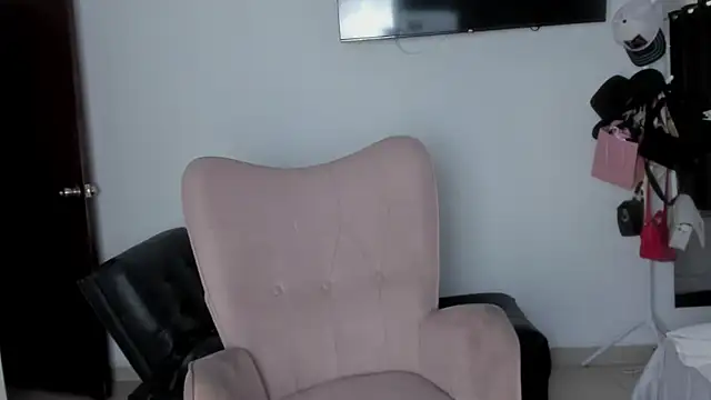 Snapshot of selene_king2 chatting on January 16, 2026, 12:42 pm selene king2 online show from January 16, 2026, 12:42 pm