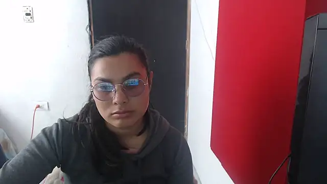 luxury sex 17 online show from March 21, 2025, 8:50 pm