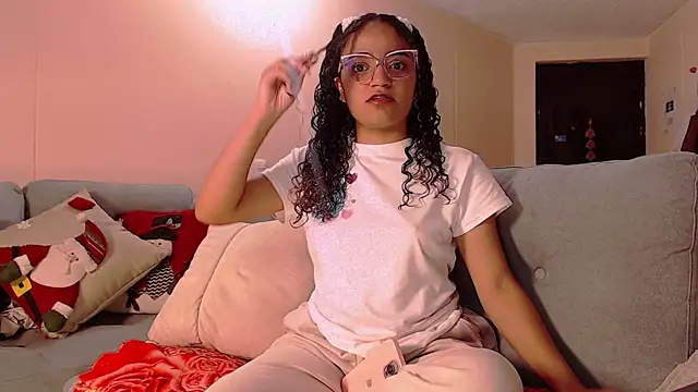 Snapshot of DAHLIA_BROWNIE chatting on January 7, 2026, 1:52 am DAHLIA BROWNIE online show from January 7, 2026, 1:52 am