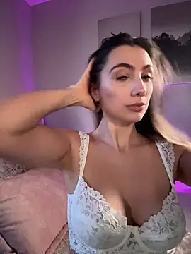 AnnaCastillo  online show from November 7, 2025, 10:43 pm