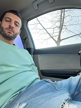 Snapshot of ElChapoGuzman95 chatting on March 8, 2026, 7:34 am ElChapoGuzman95 online show from March 8, 2026, 7:34 am