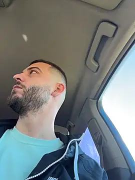 Snapshot of ElChapoGuzman95 chatting on March 11, 2026, 7:36 am ElChapoGuzman95 online show from March 11, 2026, 7:36 am