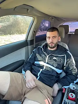 Snapshot of ElChapoGuzman95 chatting on March 15, 2026, 7:03 am ElChapoGuzman95 online show from March 15, 2026, 7:03 am