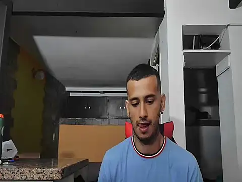 Snapshot of talktome4 chatting on February 21, 2026, 9:27 pm talktome4 online show from February 21, 2026, 9:27 pm