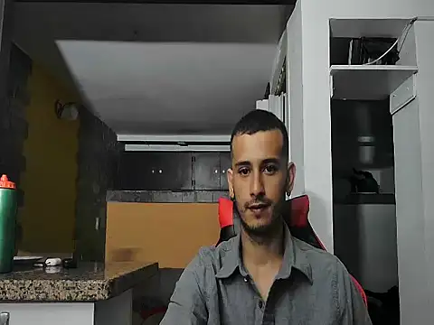 Snapshot of talktome4 chatting on February 23, 2026, 12:41 am talktome4 online show from February 23, 2026, 12:41 am