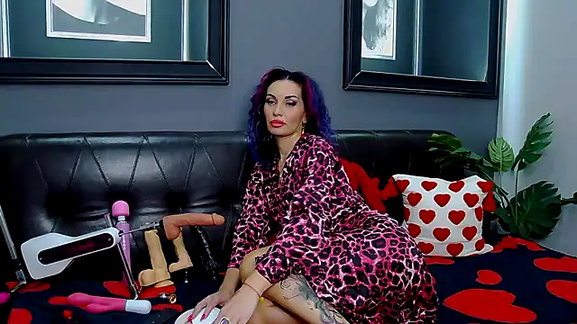 Snapshot of Darina_Monclie chatting on February 15, 2025, 11:17 am Darina Monclie online show from February 15, 2025, 11:17 am