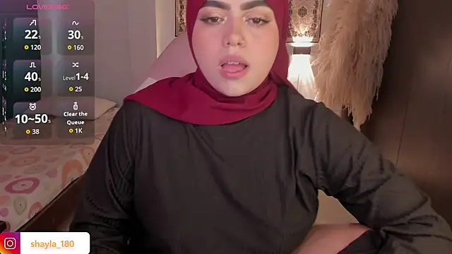 Snapshot of shayla_18 chatting on January 17, 2026, 9:18 pm shayla 18 online show from January 17, 2026, 9:18 pm