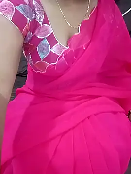 Snapshot of Mounika25 chatting on November 10, 2025, 9:30 am Mounika25 online show from November 10, 2025, 9:30 am