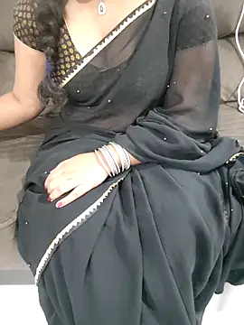 Snapshot of Mounika25 chatting on February 3, 2026, 6:24 pm Mounika25 online show from February 3, 2026, 6:24 pm