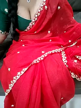 Snapshot of Mounika25 chatting on May 2, 2026, 6:02 pm Mounika25 online show from May 2, 2026, 6:02 pm