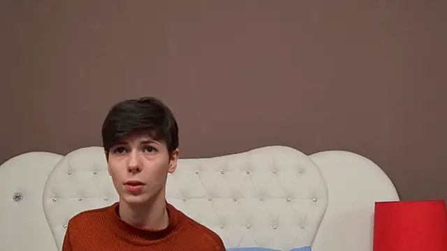 KylieLipa online show from December 14, 2024, 9:13 pm