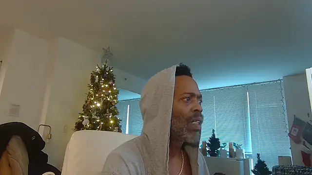 Snapshot of theblacklordmaster chatting on December 4, 2024, 4:27 pm theblacklordmaster online show from December 4, 2024, 4:27 pm
