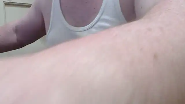 Snapshot of tipko123 chatting on January 30, 2025, 8:31 pm tipko123 online show from January 30, 2025, 8:31 pm