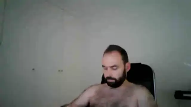 joaodias 97 online show from June 17, 2026, 4:19 pm
