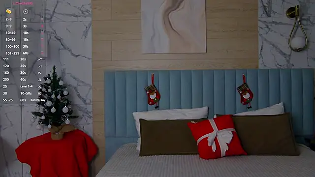 Snapshot of CarolReeves chatting on December 21, 2025, 4:47 pm CarolReeves online show from December 21, 2025, 4:47 pm