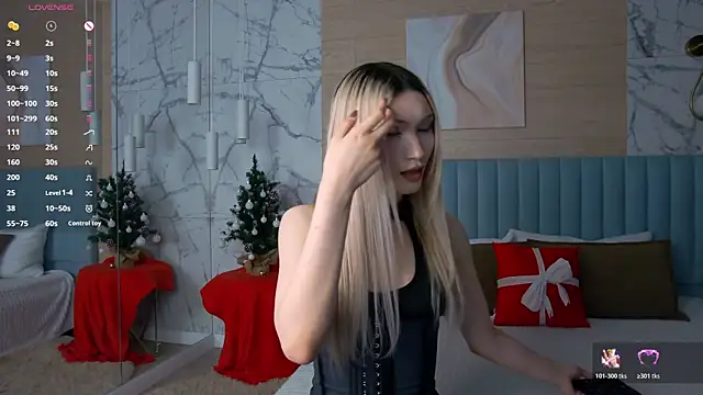 Snapshot of CarolReeves chatting on January 9, 2026, 4:54 pm CarolReeves online show from January 9, 2026, 4:54 pm