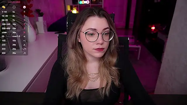 Snapshot of RemyCute chatting on January 17, 2026, 8:56 pm RemyCute online show from January 17, 2026, 8:56 pm