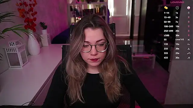 Snapshot of RemyCute chatting on February 1, 2026, 10:25 am RemyCute online show from February 1, 2026, 10:25 am