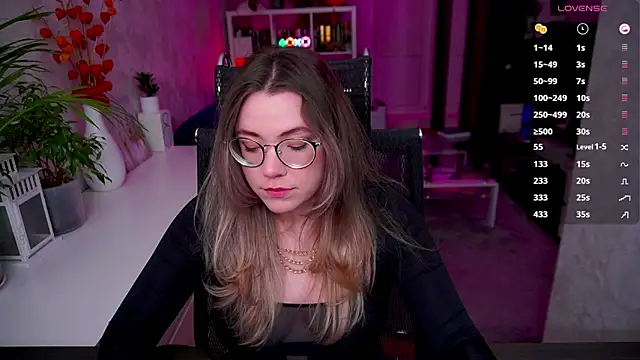 Snapshot of RemyCute chatting on March 26, 2026, 8:25 pm RemyCute online show from March 26, 2026, 8:25 pm