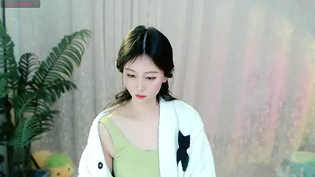 Snapshot of Aimee-520 chatting on February 2, 2026, 7:07 am Aimee-520 online show from February 2, 2026, 7:07 am