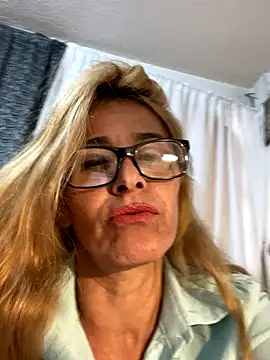 SahoryHorny online show from November 4, 2025, 7:57 pm