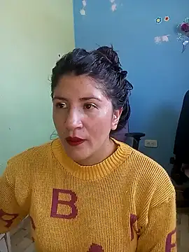 Snapshot of nammy__dirtyhott chatting on December 14, 2024, 7:25 pm nammy dirtyhott online show from December 14, 2024, 7:25 pm