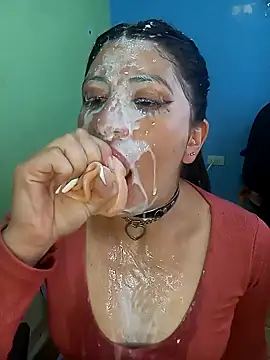 Snapshot of nammy__dirtyhott chatting on January 22, 2025, 4:55 pm nammy dirtyhott online show from January 22, 2025, 4:55 pm