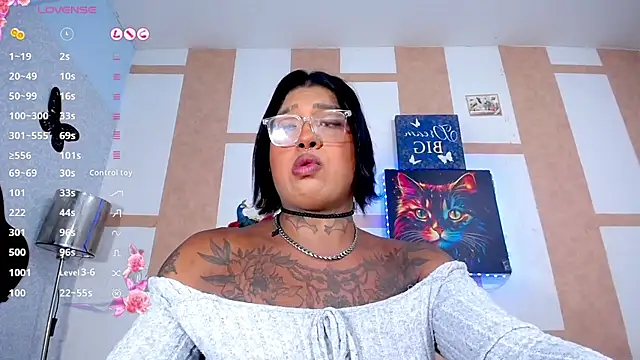 IsabellBigtitsxx online show from June 26, 2026, 7:40 pm