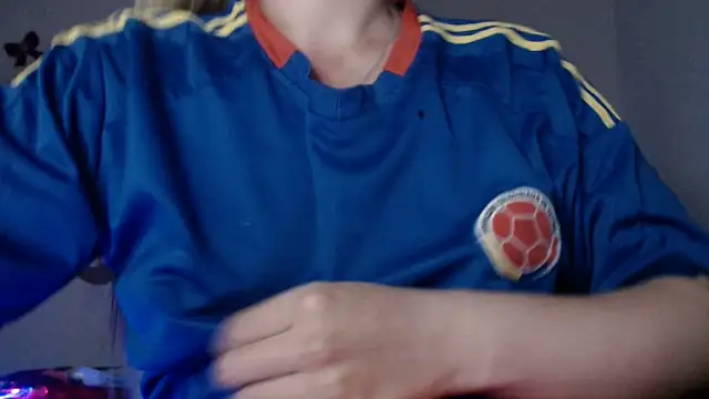 Snapshot of 69liamilk69 chatting on December 21, 2025, 6:09 am 69liamilk69 online show from December 21, 2025, 6:09 am