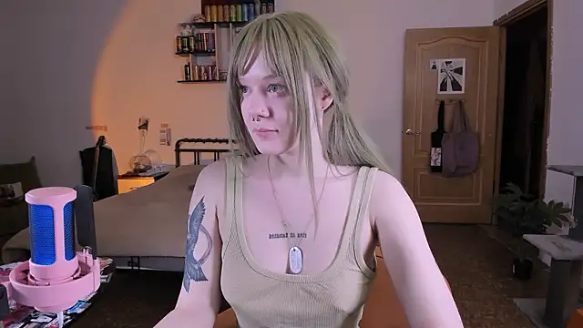 Snapshot of cyber_whore_ chatting on March 7, 2026, 4:59 pm cyber whore online show from March 7, 2026, 4:59 pm