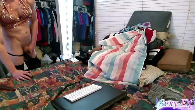 ashleysimmons online show from March 7, 2025, 10:02 am