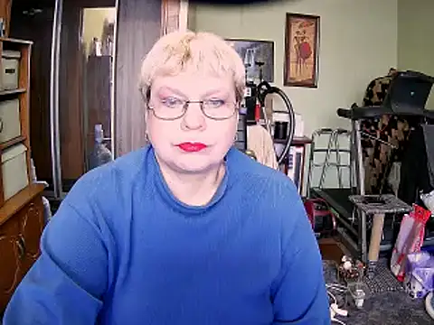 LOLA8888 online show from November 1, 2025, 11:56 am