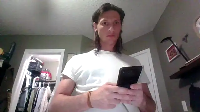 Snapshot of Edgeof26 chatting on February 18, 2026, 12:06 am Edgeof26 online show from February 18, 2026, 12:06 am