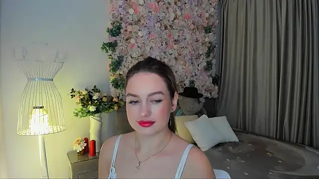 MiracleCurly online show from November 24, 2025, 7:24 pm