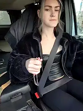 Snapshot of Lilmissvyx chatting on February 5, 2025, 4:36 pm Lilmissvyx online show from February 5, 2025, 4:36 pm