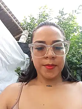 Snapshot of Cristel_Shop chatting on December 3, 2024, 8:17 pm Cristel Shop online show from December 3, 2024, 8:17 pm