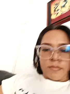 Snapshot of Cristel_Shop chatting on December 5, 2024, 8:11 pm Cristel Shop online show from December 5, 2024, 8:11 pm